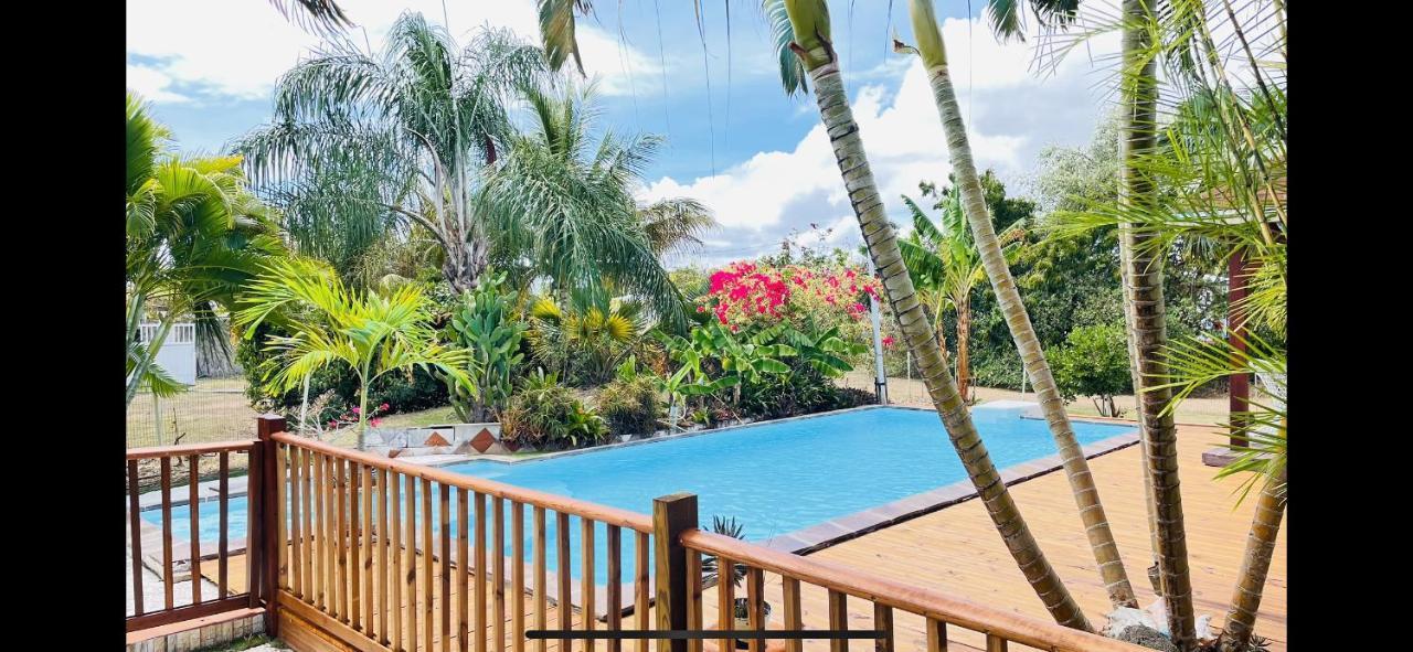 La Villa Emeraude 04 Etoiles سانت فرانسوا المظهر الخارجي الصورة